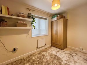 Bedroom- click for photo gallery